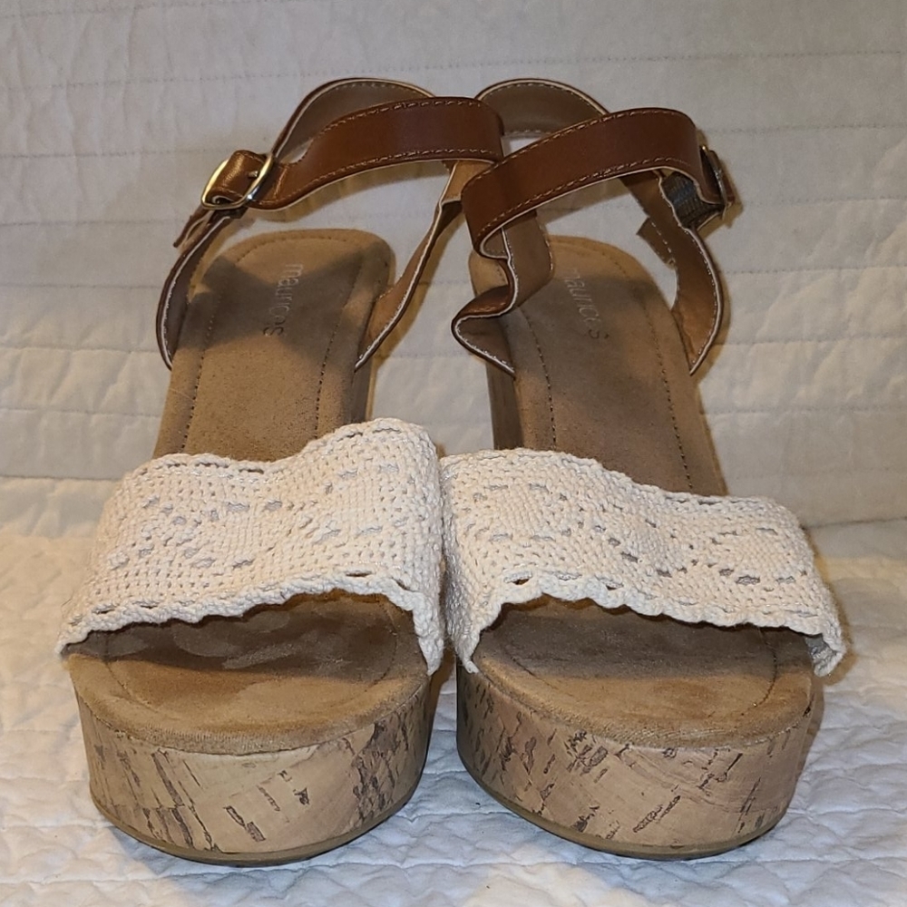 Maurices Wedge heels Sz 8M